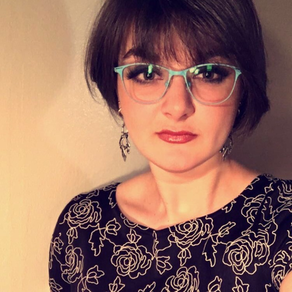 Meet your Posher, Olivia